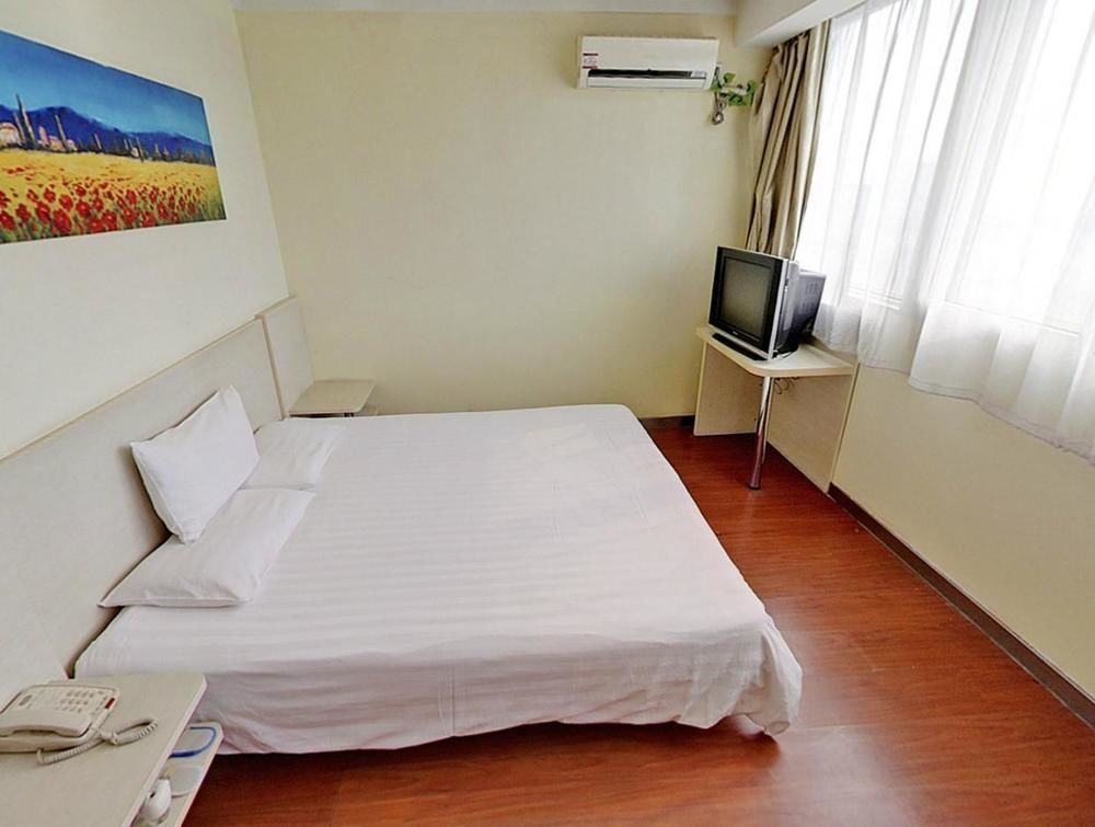 Hanting Express Shanghai Lujiazui Minsheng Road Εξωτερικό φωτογραφία