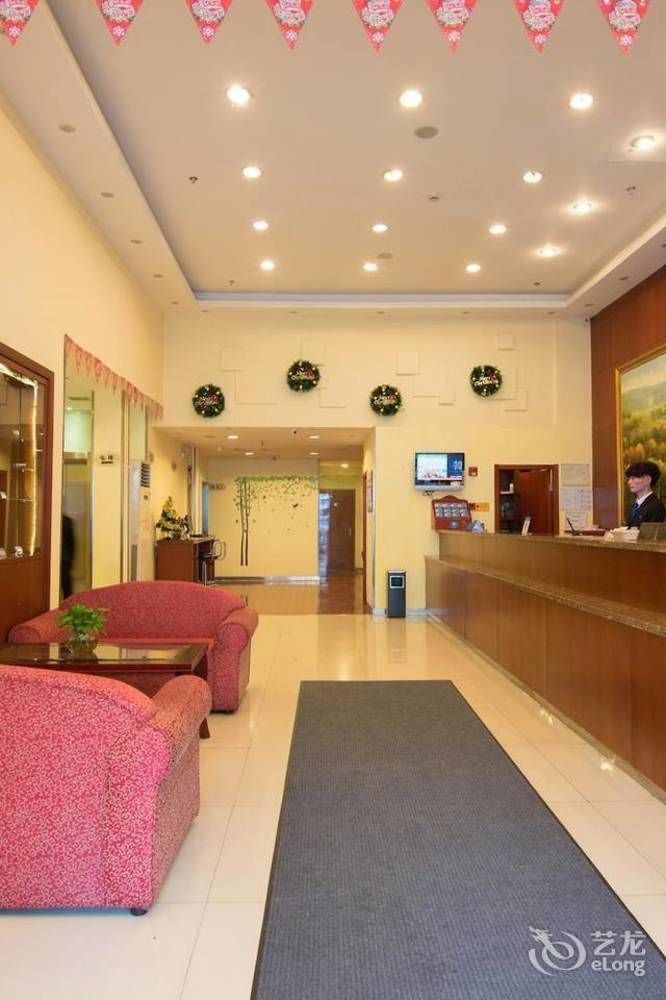 Hanting Express Shanghai Lujiazui Minsheng Road Εξωτερικό φωτογραφία