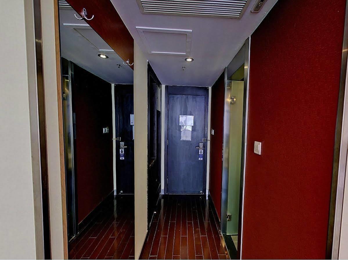Hanting Express Shanghai Lujiazui Minsheng Road Εξωτερικό φωτογραφία