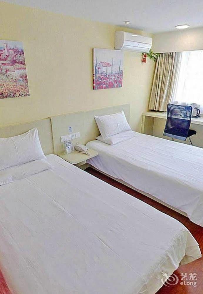 Hanting Express Shanghai Lujiazui Minsheng Road Εξωτερικό φωτογραφία